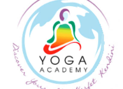 ERKEKLERİN YOGA YAPMASI İÇİN 12 ÖNEMLİ NEDEN